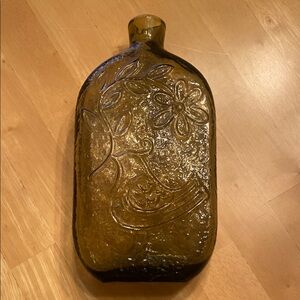 😎Vintage Amber Glass Decorative Bottle